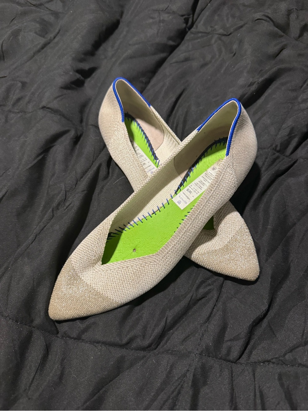 Rothy’s size 8 missing insoles, iridescent beige